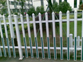 在雨季如何维护pvc护栏